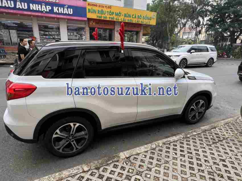 Suzuki Vitara 1.6 AT 2016, xe đẹp, hết ý