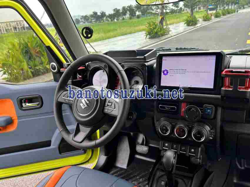 Cần bán gấp xe Suzuki Jimny 1.5L 4x4 AT 2024 màu Xanh