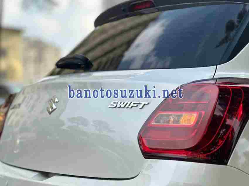 Bán Suzuki Swift GLX 1.2 AT đời 2021 xe đẹp - giá tốt