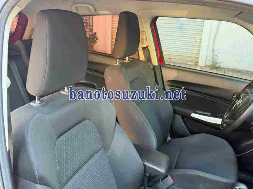 Cần bán xe Suzuki Swift GLX 1.2 AT năm 2019 màu Đỏ cực đẹp