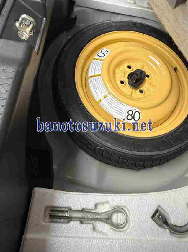 Cần bán xe Suzuki Swift GLX 1.2 AT 2023 Số tự động