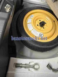 Cần bán xe Suzuki Swift GLX 1.2 AT 2023 Số tự động