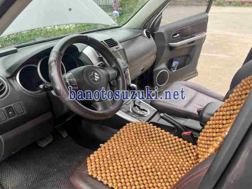 Cần bán xe Suzuki Grand vitara 2.0 AT màu Xám 2013