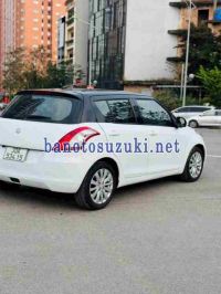 Cần bán gấp Suzuki Swift 1.4 AT 2015 - Xe đẹp - Giá tốt